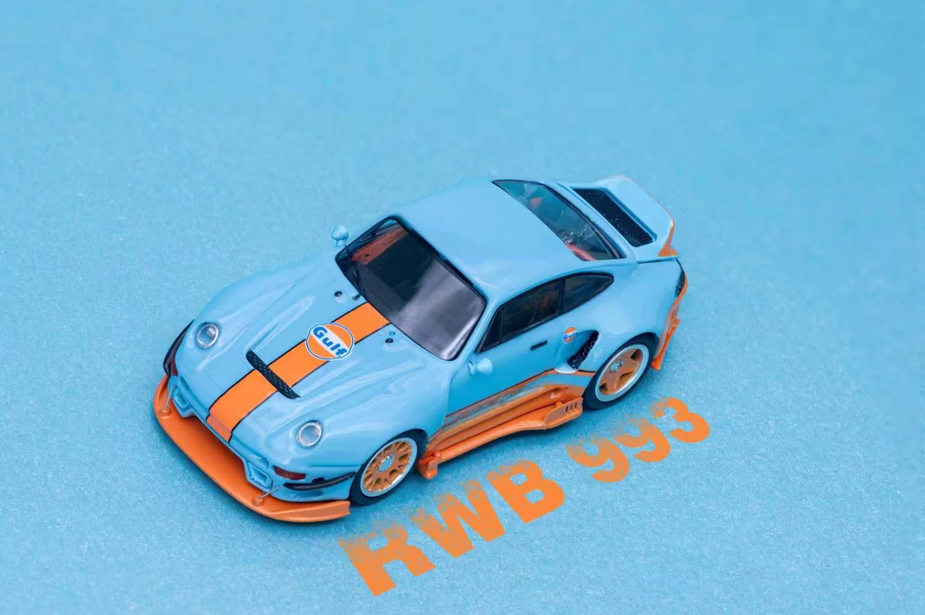DCM×YF - Porsche 993 Modified Gulf Livery — ảnh 1