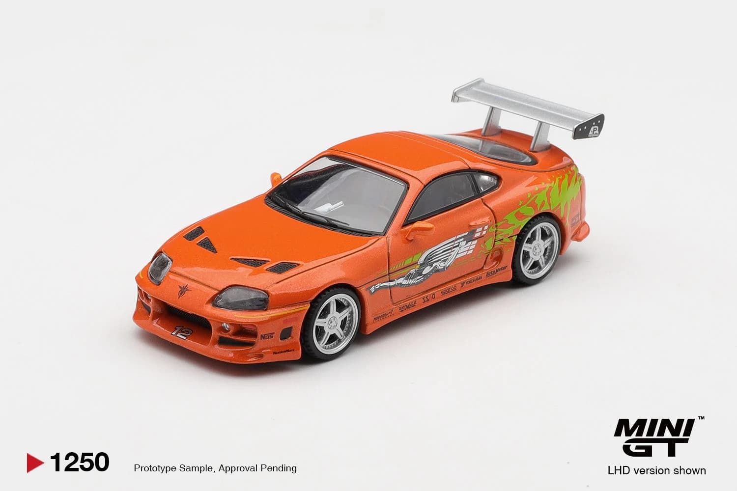 MINIGT - Toyota Supra BOMEX “The Fast and the Furious” Brian O’Conner - MGT01250 — ảnh 1