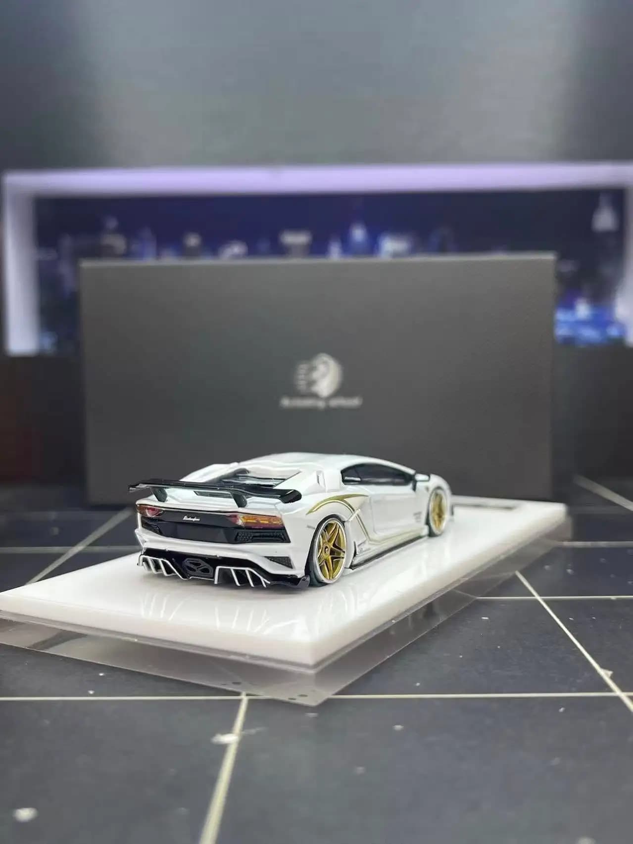 RW - Rowen Lamborghini Aventador S Pearl White – RW-64900 — ảnh 4