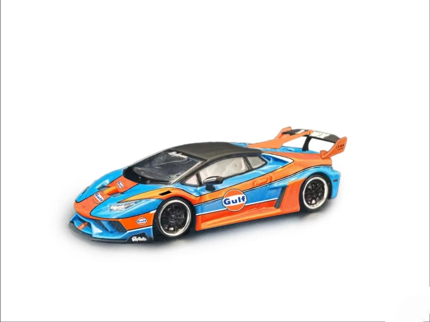 DAP Model 1:64 Lamborghini Huracán GT EVO LBWK Gulf Livery — ảnh 1
