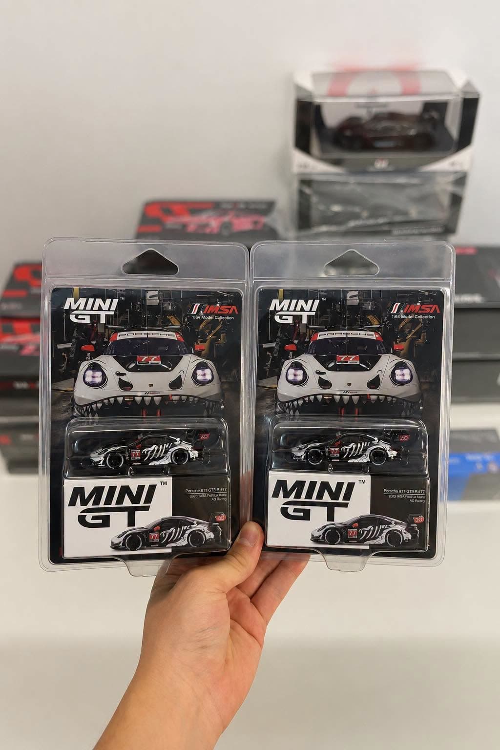 MINIGT - Porsche 911 GT3 Skeleton #77 - MGT01143 — ảnh 1