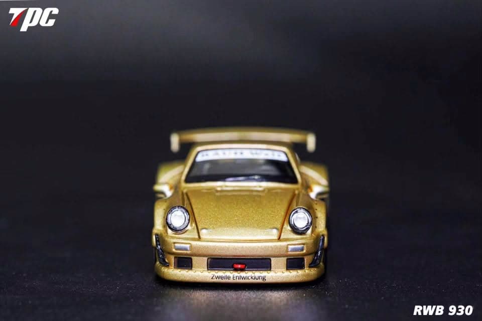 TPC Customized Version - RWB 930 Fully Open Gold Limited 2000pcs - 1:64 — ảnh 6